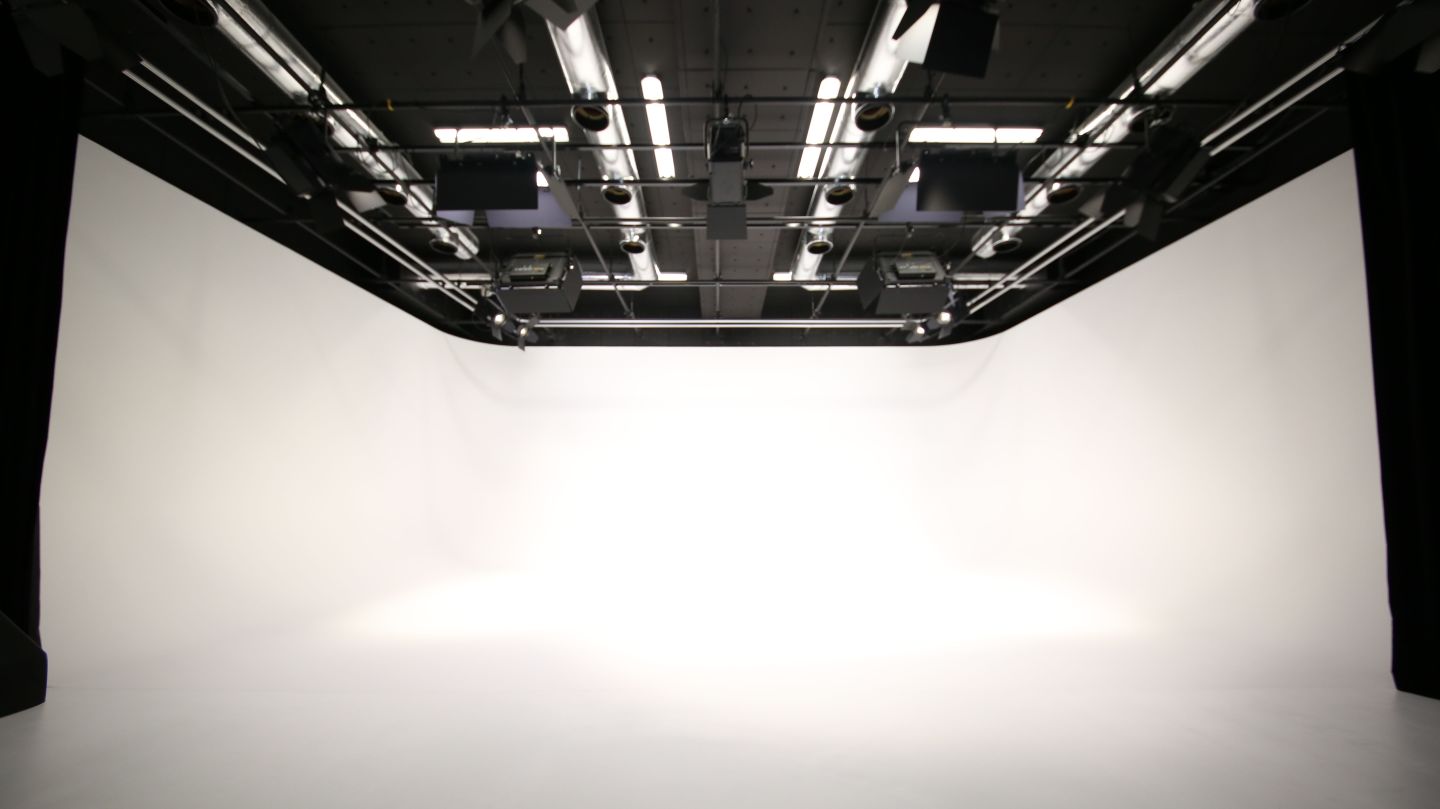 白ホリ スタジオ